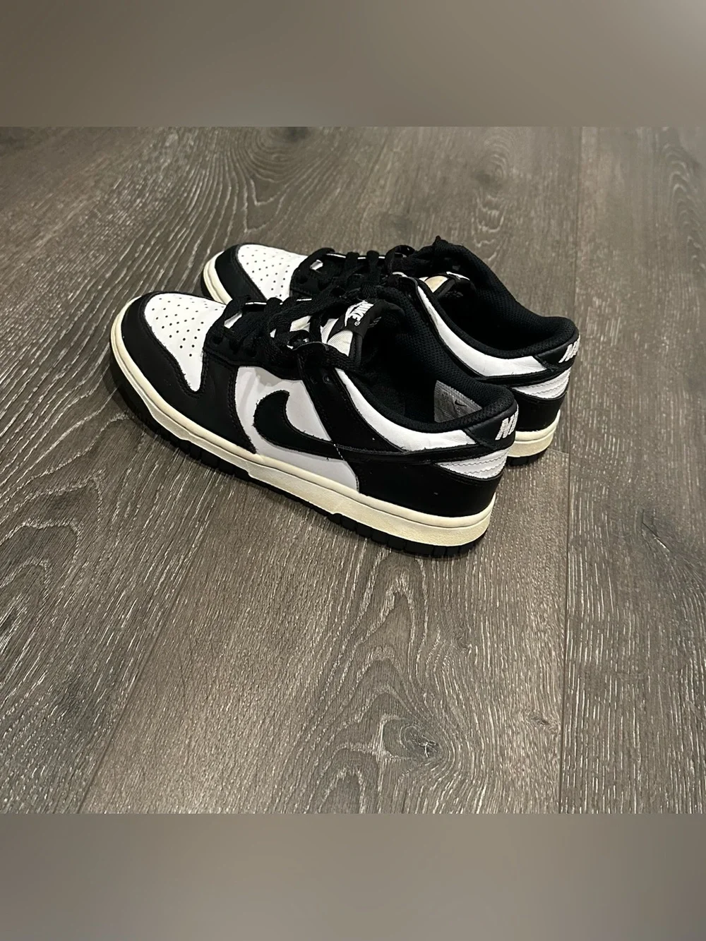 Nike Kids Black and White Dunk Low-Panda Unisex Sneakers size 4.5Y